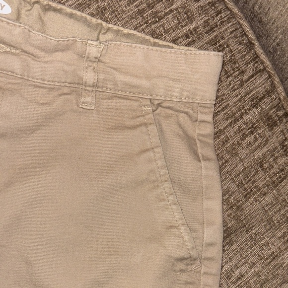 undle of 2 Old Navy Shorts – Classic Khaki Style - Picture 3 of 8